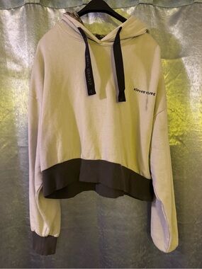 Eleven Paris Cropped Hoodie Sweater in Light Beige and Dark grey
